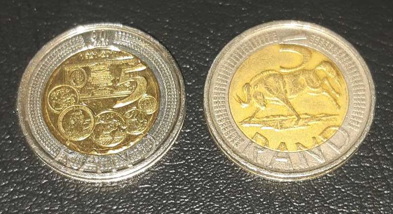 2011 R5 coins