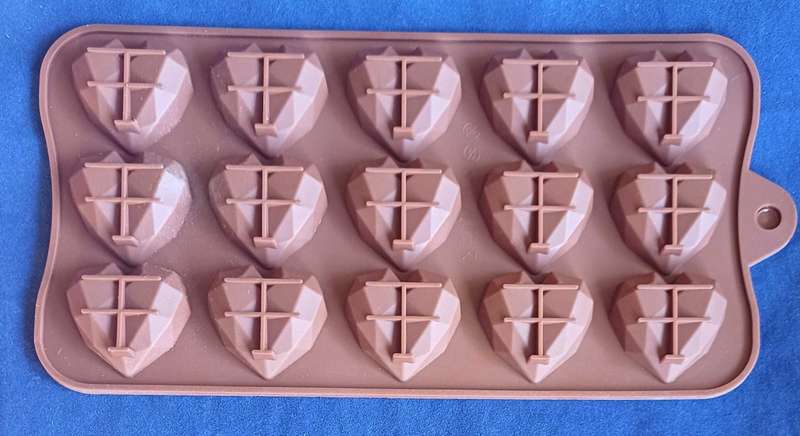 Silicone heart shaped fondant mould
