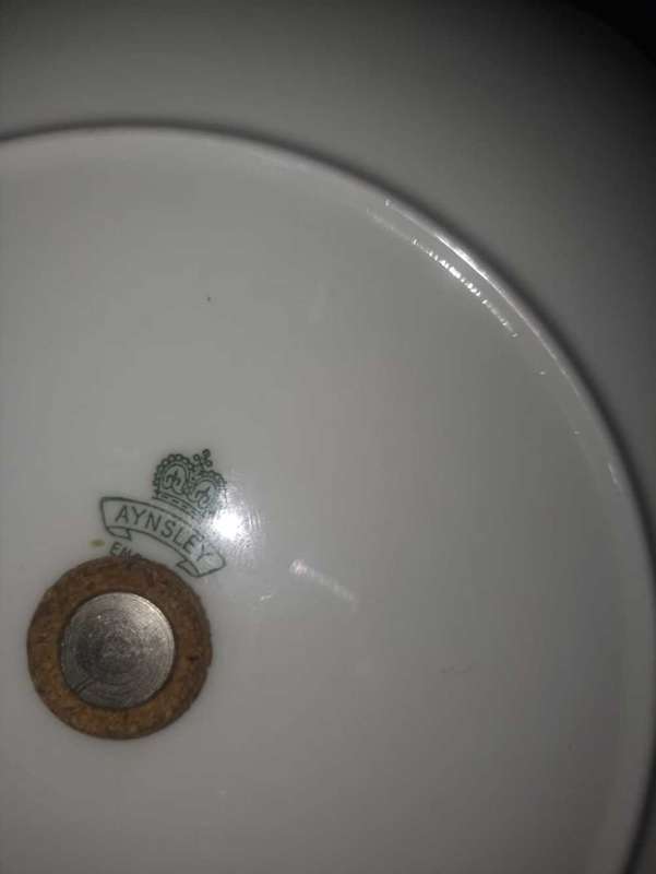 Porcelain cake plate made in England