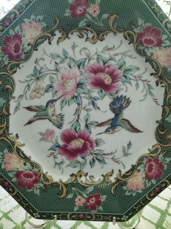 Japanese Octagonal Humming Bird Plate