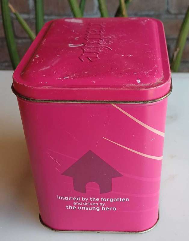 Lipton tin