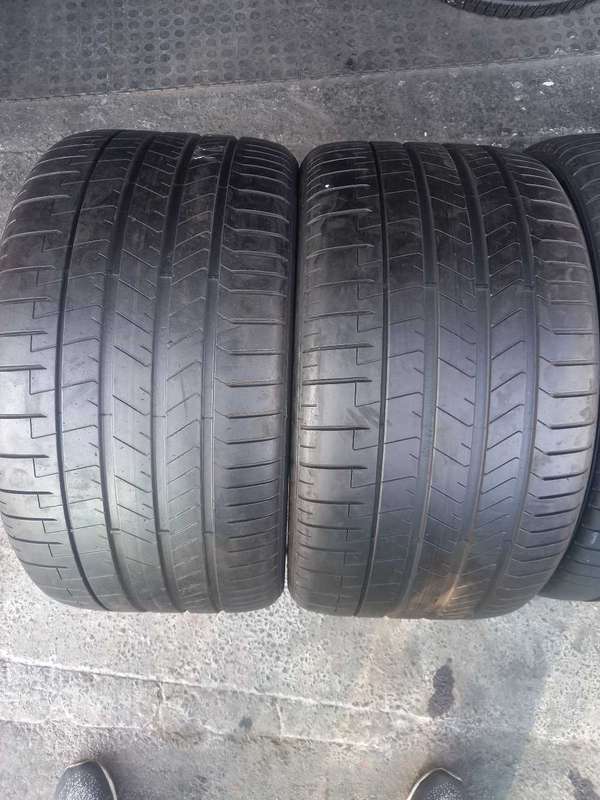 315/30/21 Pirelli Pzero. 80% Life