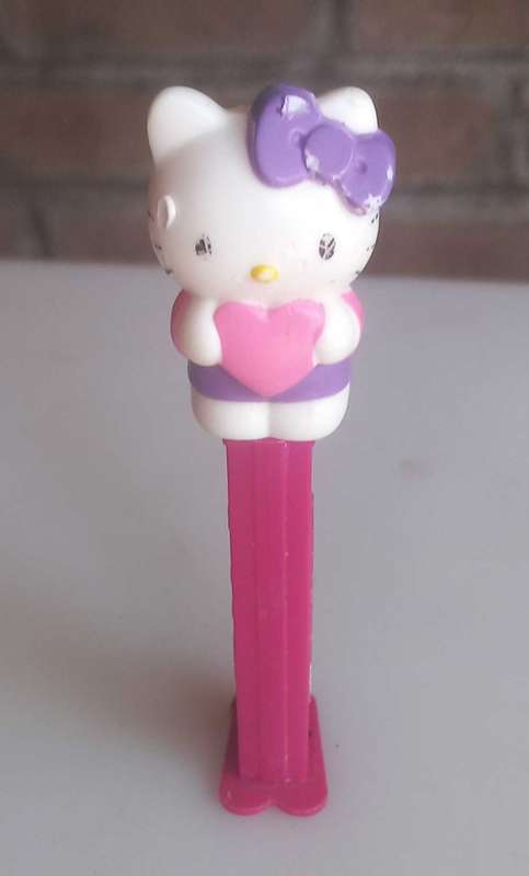 Pez dispenser