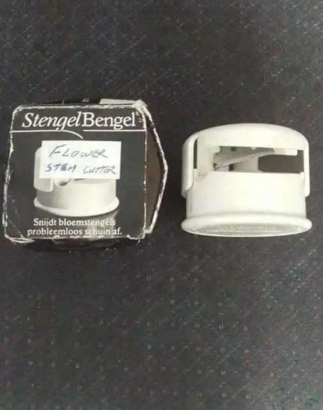 STENGEL BENGEL FLOWER STEM CUTTER