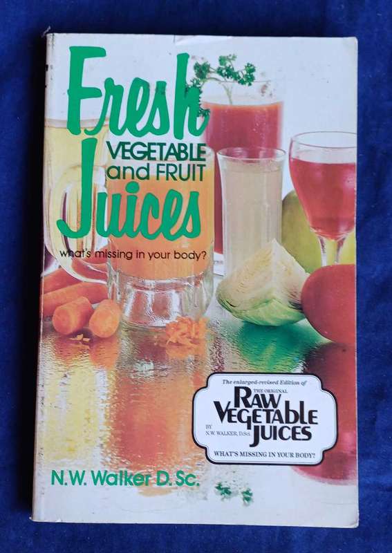 Fresh vegetable and fruit juices