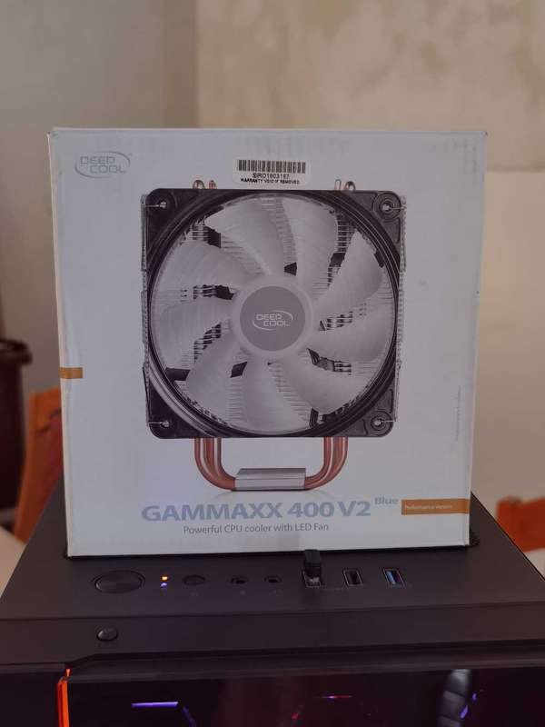 AMD Ryzen 3700X PC / AMD Radeon HD 6570 1GB
