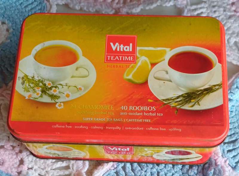 Vital tea tin