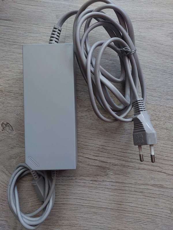 Nintendo Wii Power Supply