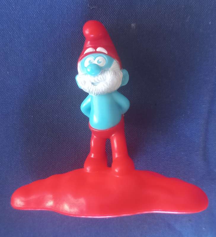 McDonalds toy - smurf