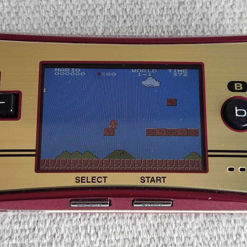 Gameboy Micro + Super Mario Bros