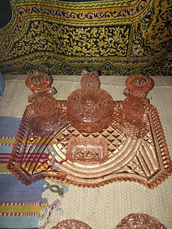Carnival vintage dressing set