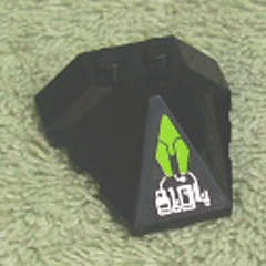 Lego (U) ~ Wedge 4 x 4 x 1 1/3 Pyramid Center with Lime Diamond and Silver '8104' Circuit ~ [Black]