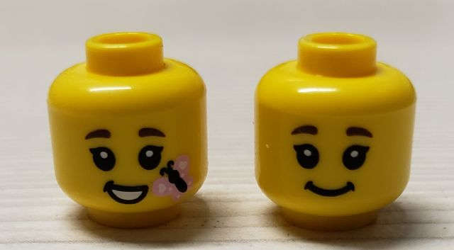 Lego (N) ~ Minifigure Head Dual Sided Child Black Eyebrows Grin / Open Mouth Smile with B ~ [Yellow]