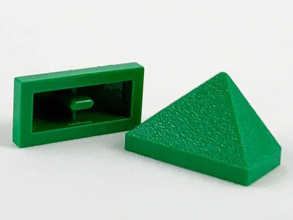 Lego (U) ~ Slope 45 2 x 1 Triple with Inside Bar ~ [Green]