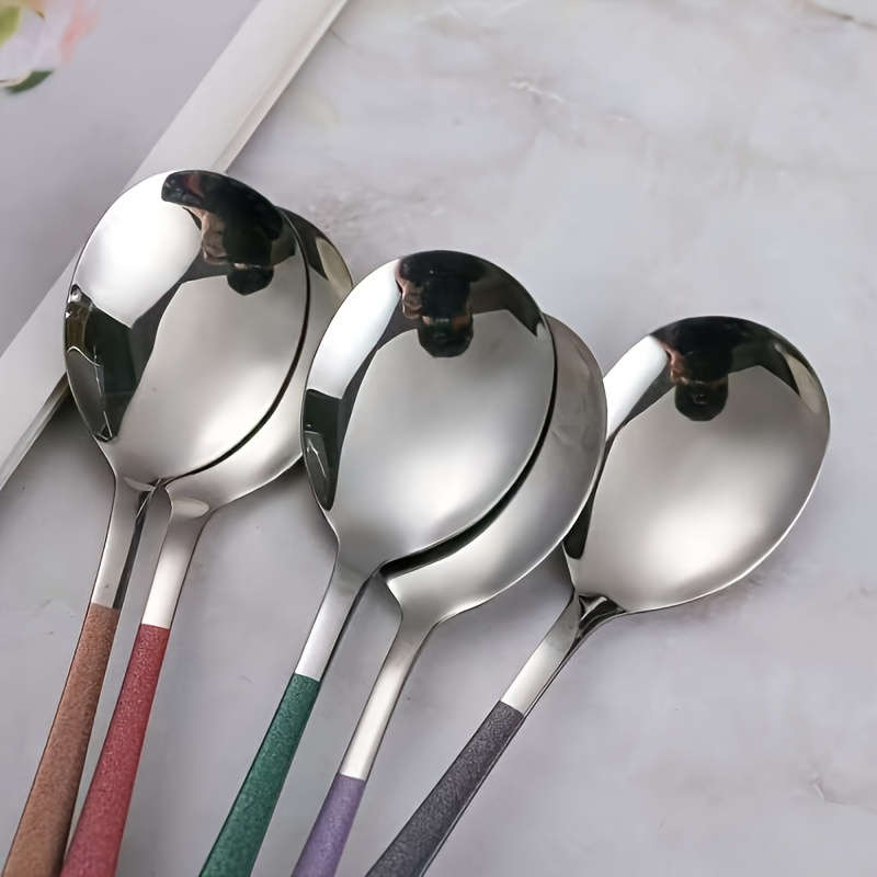 5pcs Stainless Steel Spoon Set Rustproof Long Handle Suitable for Family Gatherings and Rest