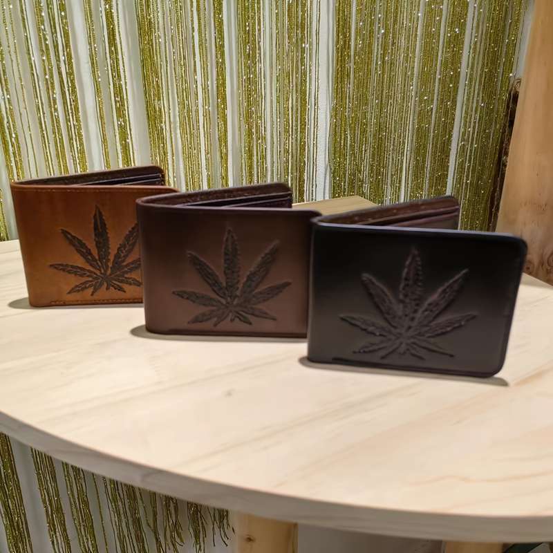 1pc Stylish Men's Faux Leather Wallet with Plant DesignCasual Non-Woven PU Leather