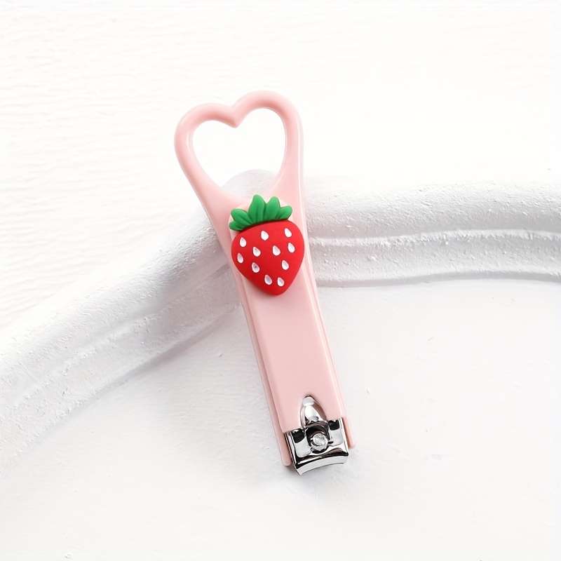 1pc Cute Avocado Heart Nail Clippers Mini Portable Design with Splash-Proof Feature Green