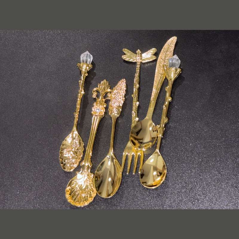 6pcs Small Spoon Fork Set Vintage Golden Teaspoon Fruit Fork Cup Stirring Coffee Spoon
