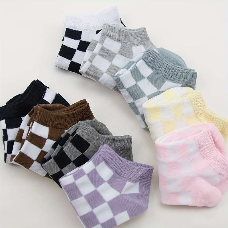 3 Pairs Mixed Color Random High Elastic Socks
