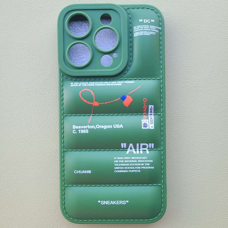 1Pc Mixed Color  For iPhone 15 Pro Down Jacket Design Phone Case