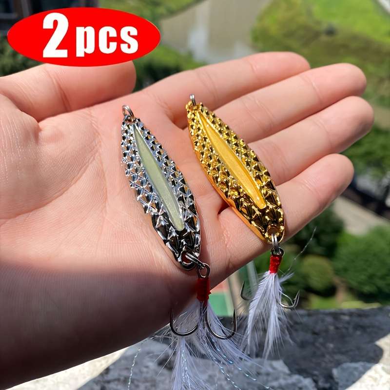 2pcs 10g Fishing Lures With Luminous Night Light Rotating Spoons And Feathered Treble Hooks