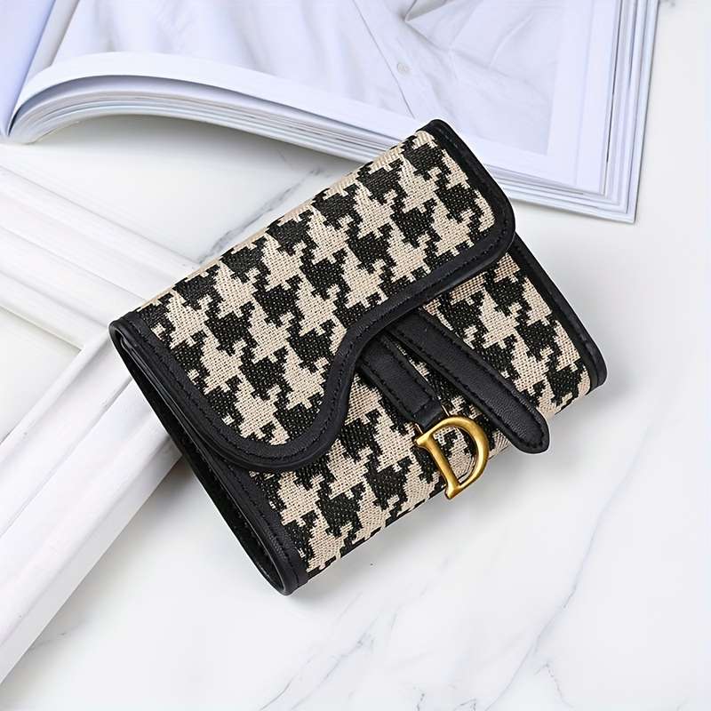 1pc Elegant Check Pattern D Letter Design Card HolderStylish Short Wallet for Women and Girls M
