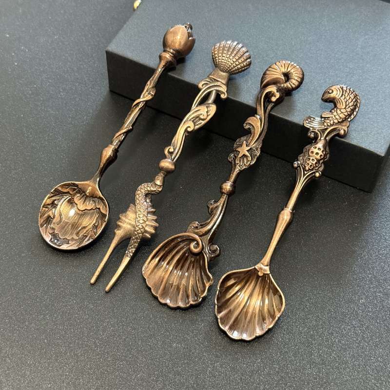 4pc Gorgeous Vintage Style Cake Ice Cream Coffee Spoon Fork Set Perfect For Outdoor Dessert T