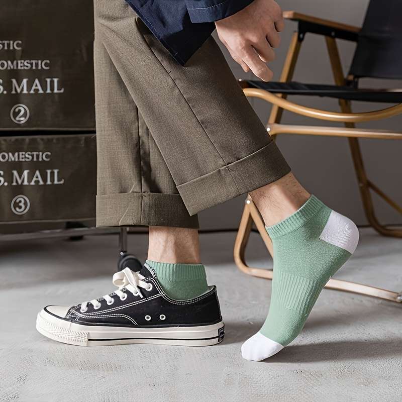 1 Pair Random Color One Size Socks