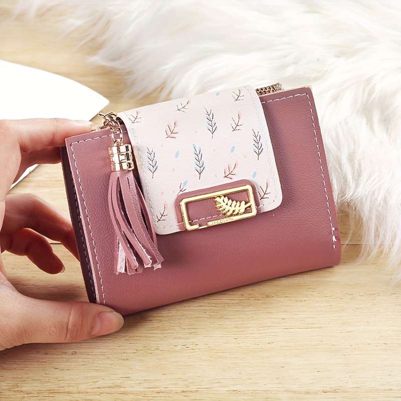 1pc One stylish and cute minimalist wallet exquisitely designed for easy carrying equipped with t