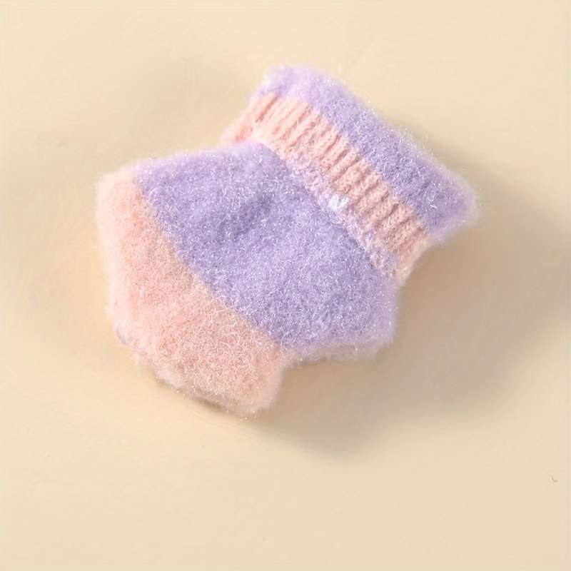 Winter Gloves Color Blue