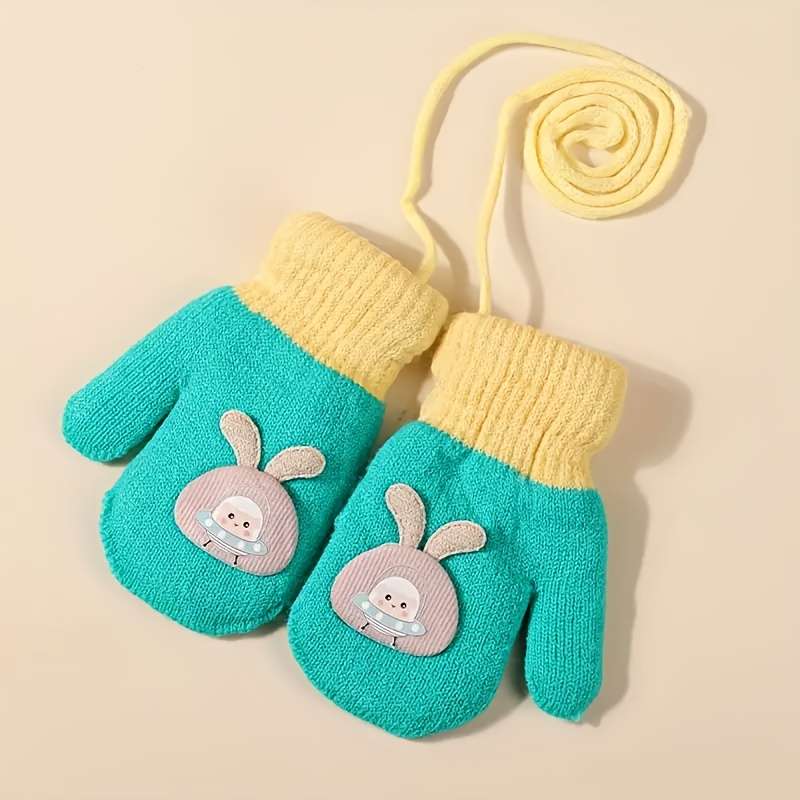 Winter Gloves Color Deep Green