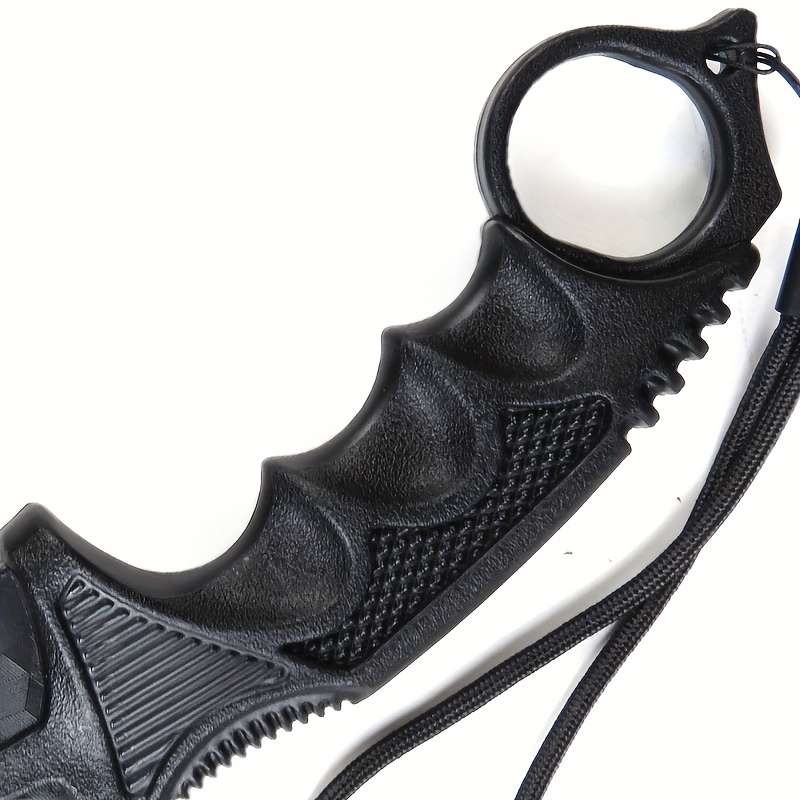 Toy Weapons Items A Claw Knife