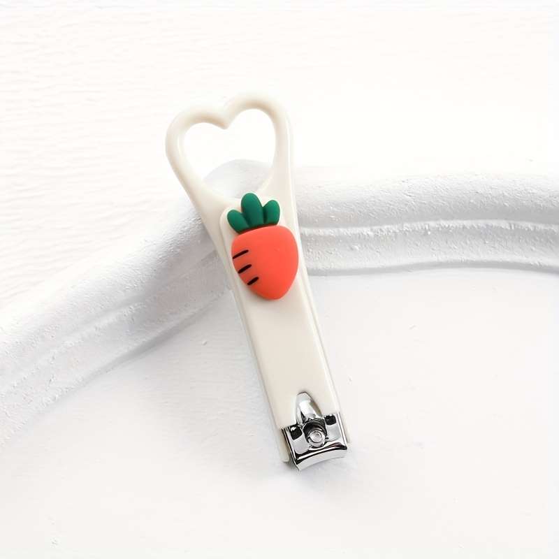 1pc Cute Avocado Heart Nail Clippers Mini Portable Design with Splash-Proof Feature Green