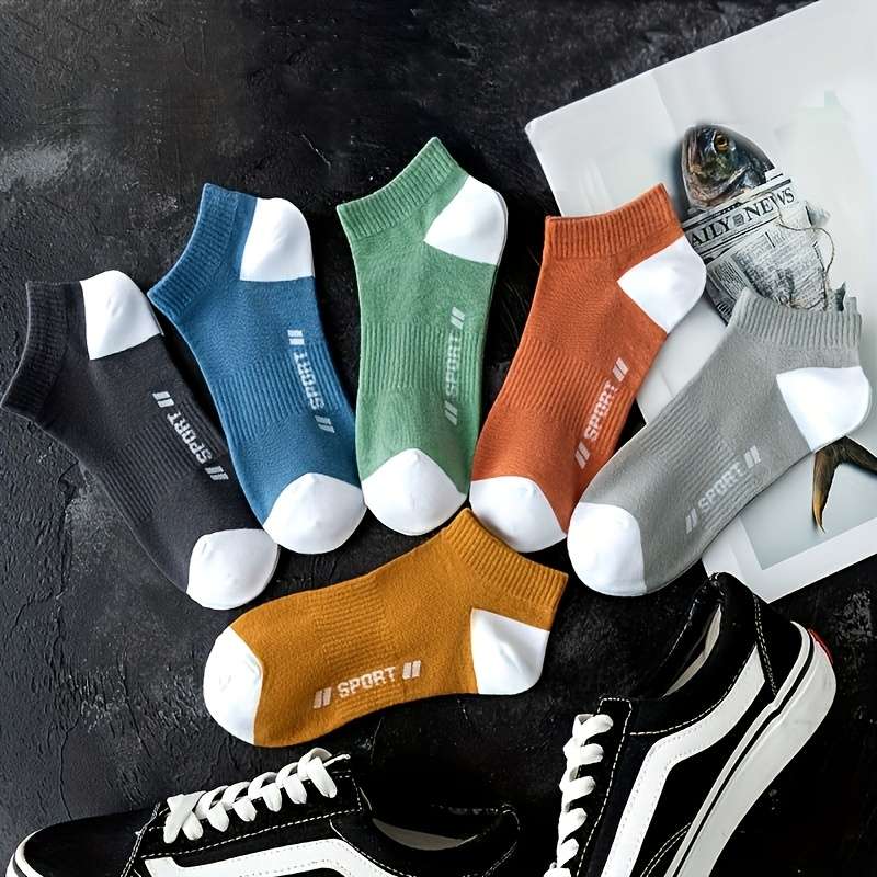 1 Pair Random Color One Size Socks