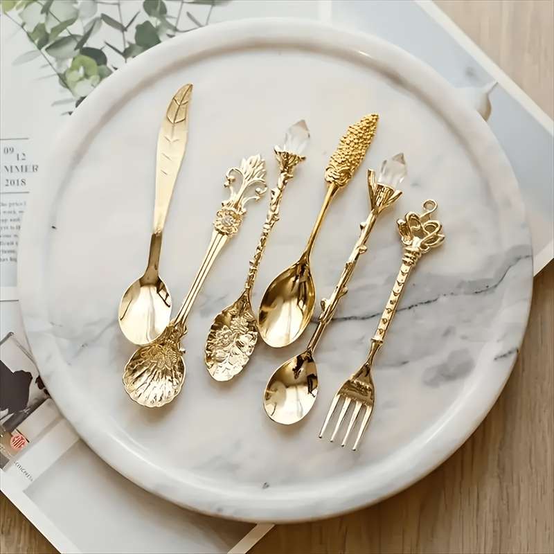6pcs set of retro royal style dessert tableware stainless steel with Golden carvings small sp