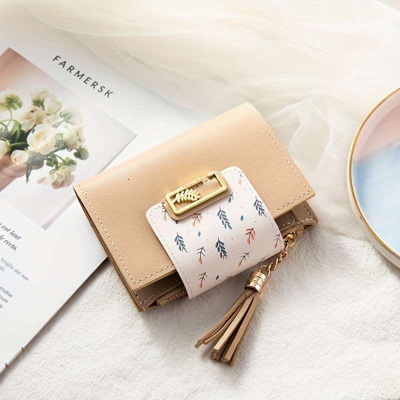 1pc A Stylish And Cute Minimalist Wallet for Women Perfect for a Japanese Girl Aesthetic Compact