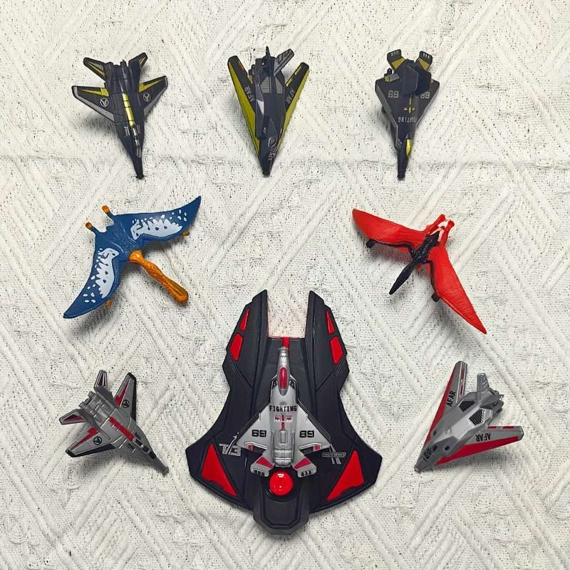 Toy Weapons Items Black Launcher  Add  6 Fighter Jets  Add  2 Dinosaurs