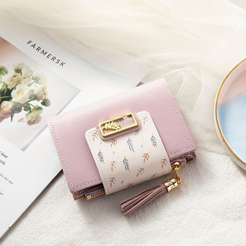 1pc One stylish and cute minimalist wallet exquisitely designed for easy carrying equipped with t