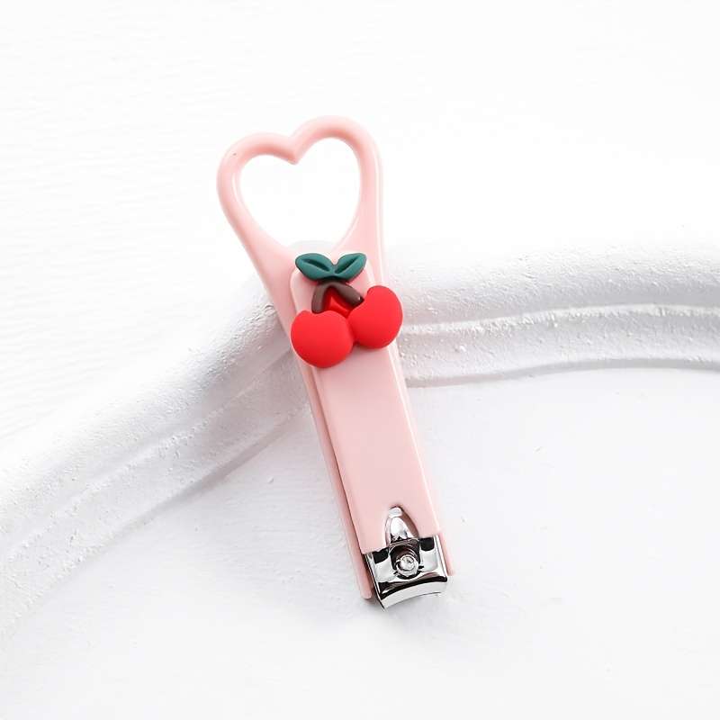 1pc Cute Avocado Heart Nail Clippers Mini Portable Design with Splash-Proof Feature Green