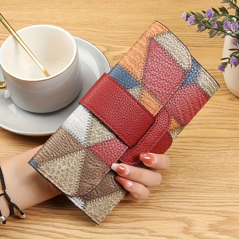 1pc A Vintage-Style Women'S Long Wallet Available in Three Colors Featuring a Multi-Colored Geomet
