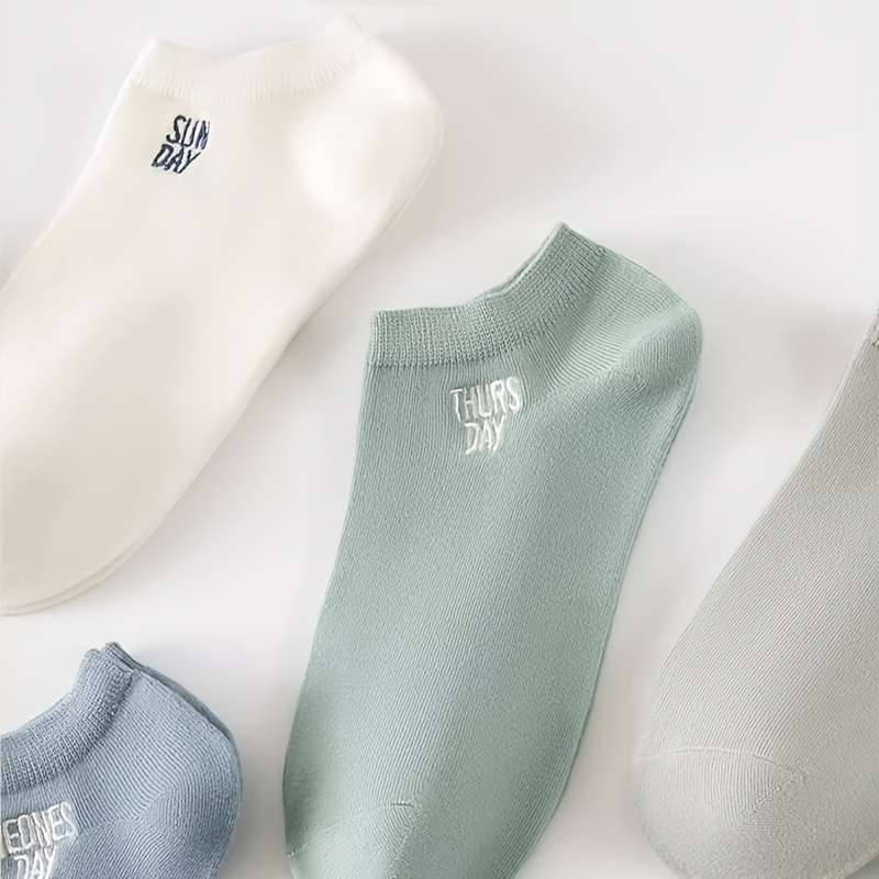 7 Pairs One Size Of Mixed Colors High Elastic Socks