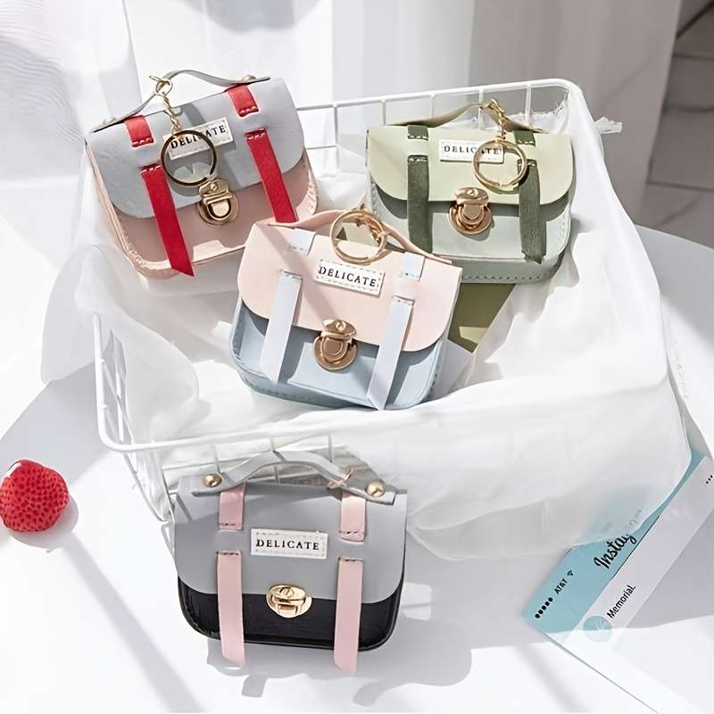 1pc Cute Female Creative Mini Compact Coin Purse Bag Small Wallet with Lock and Keychain Pendant