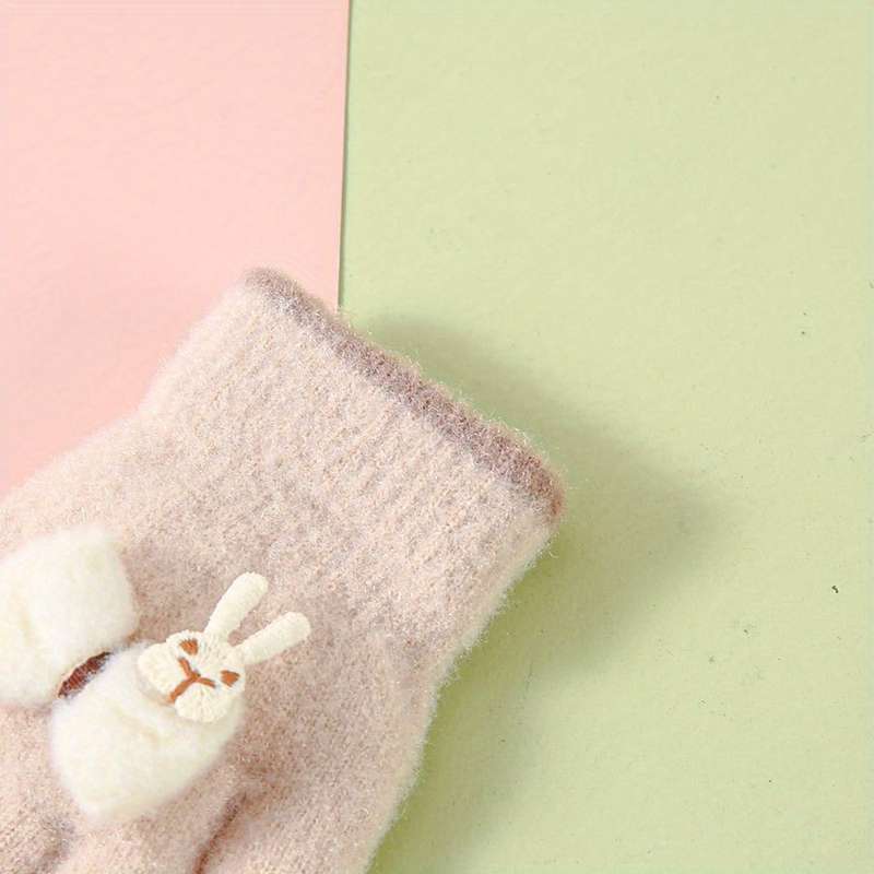 Winter Gloves Color Pink Size 1 To 4Y