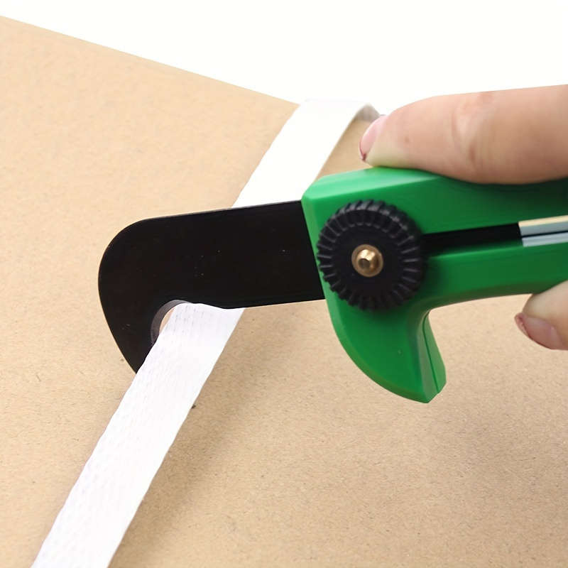 1pc Multifunctional Hook Knife with Secure Keychain Manual Parcel Opener Utility