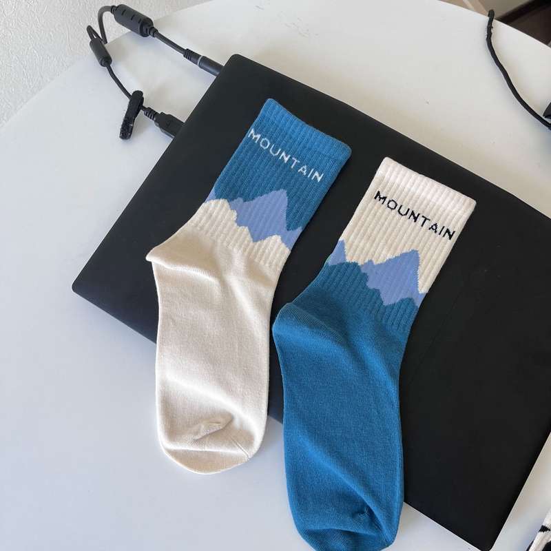 3 Pairs Random Colors One Size High Elastic Socks
