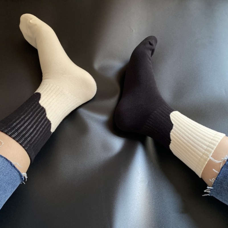3 Pairs Random Colors One Size High Elastic Socks