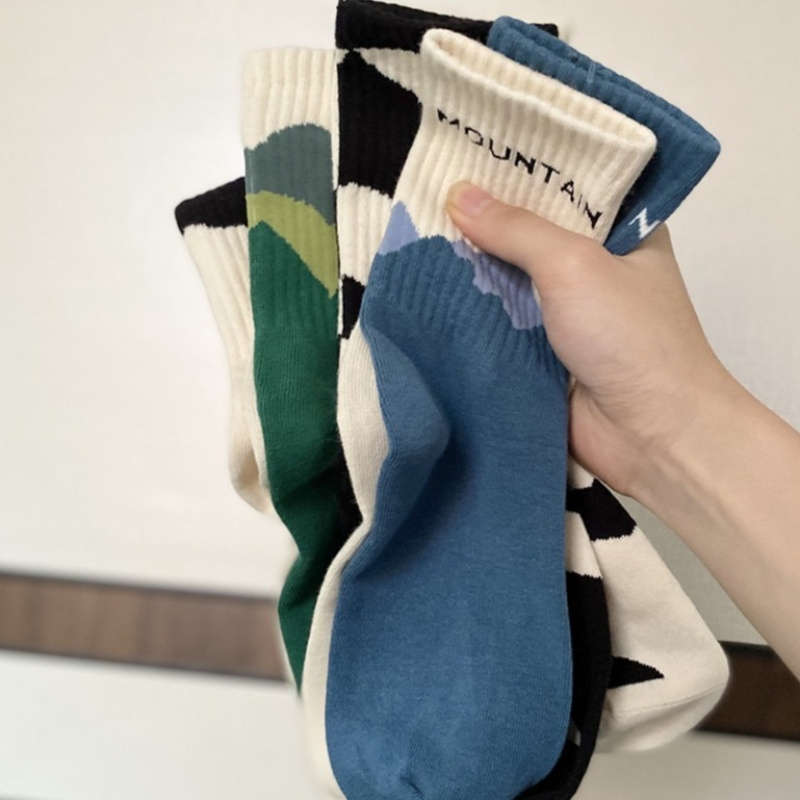 3 Pairs Random Colors One Size High Elastic Socks