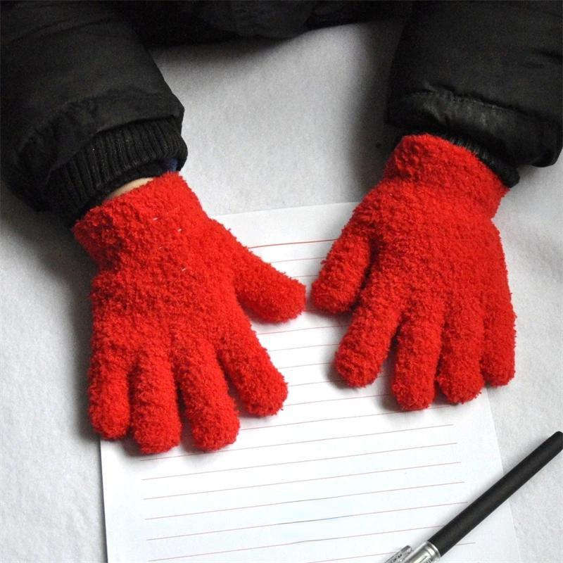 Winter Gloves Color Red