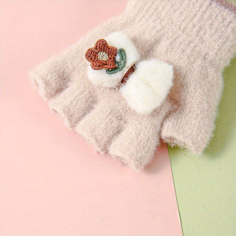 Winter Gloves Color Grey Size 1 To 4Y