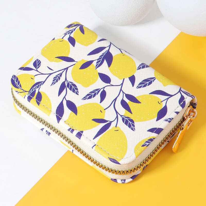 1pc Stylish And Durable Credit Card Holder Convenient to Carry Features Multiple Compartments for